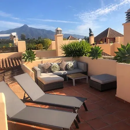 別荘 Condes De Iza Nueva Andalucia