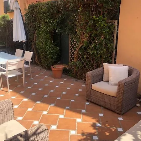 Condes De Iza Nueva Andalucia Semesterbostad Marbella