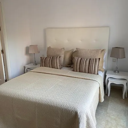 別荘 Condes De Iza Nueva Andalucia *