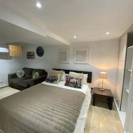 Tatil Evi Condes De Iza Nueva Andalucia